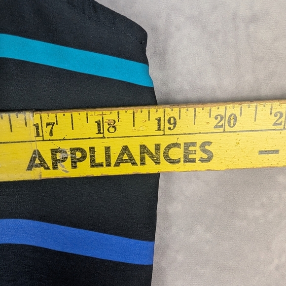 Banana Republic Small Sheer Omni Sleeveless Blouse With Collar & Keyhole Neckl. - Picture 9 of 9